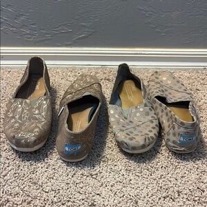 Toms Gray and Tan Moccasins Comfortable Slip-On Shoes